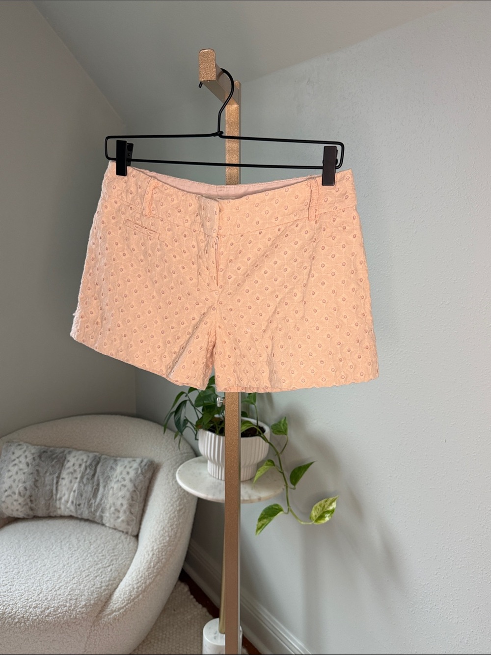 LOFT Eyelet Shorts - Light Peach